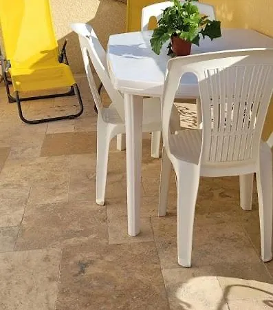 Et Spacieux Ensoleillé Appartement